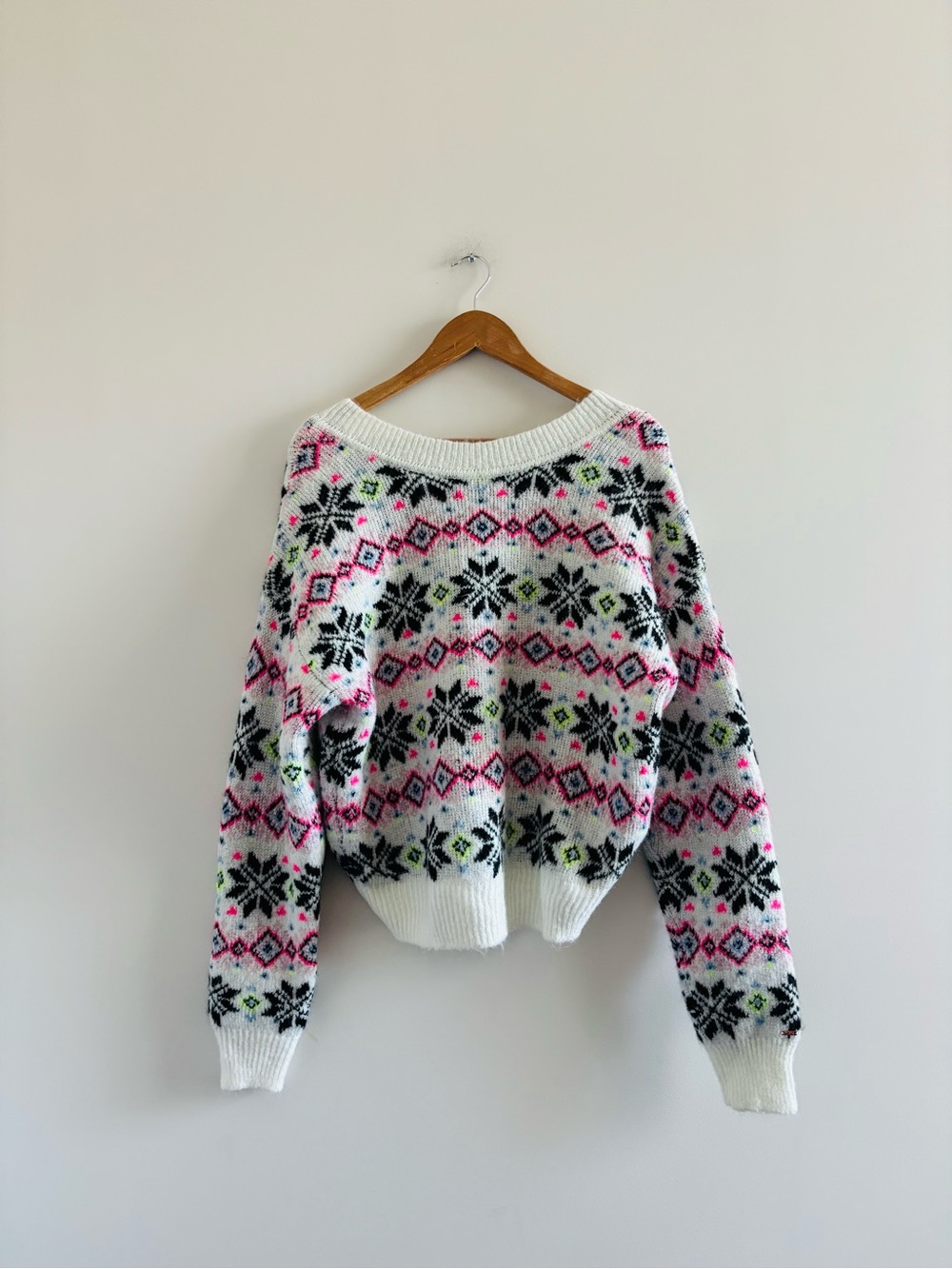Victoria's Secret PINK Nordic Sweater Neon Fair Isle Reversible Womens M Preppy